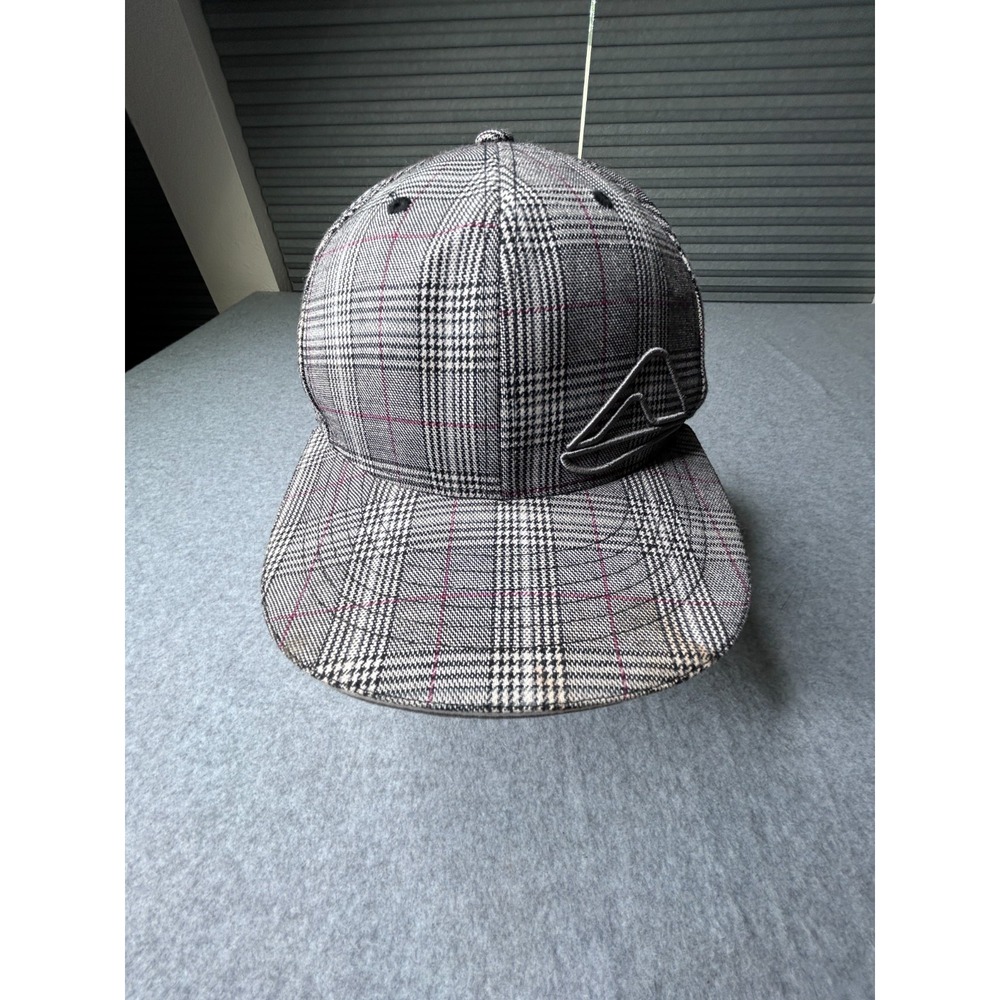 REEF Green is Good Houndstooth Plaid Cap Crimson Black & White Fitted, Size M
